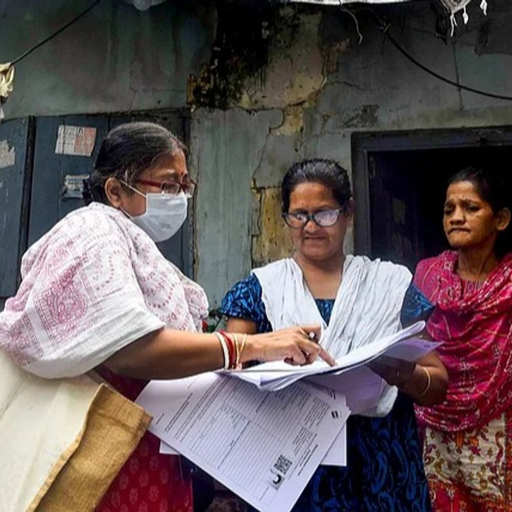 बंगाल-SIR की पहली सप्लीमेंट्री लिस्ट में 13 लाख नाम कटे:अब तक 76 लाख वोटर लिस्ट से बाहर, 28 लाख नामों पर फैसला बाकी