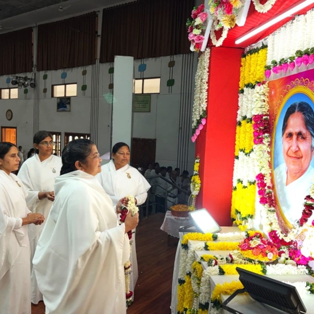 दादी जानकी की पुण्यतिथि पर श्रद्धांजलि कार्यक्रम:  रायपुर के शांति सरोवर में जुटे श्रद्धालु, मोस्ट स्टेबल माइंड के रूप में मिली थी पहचान – Raipur News