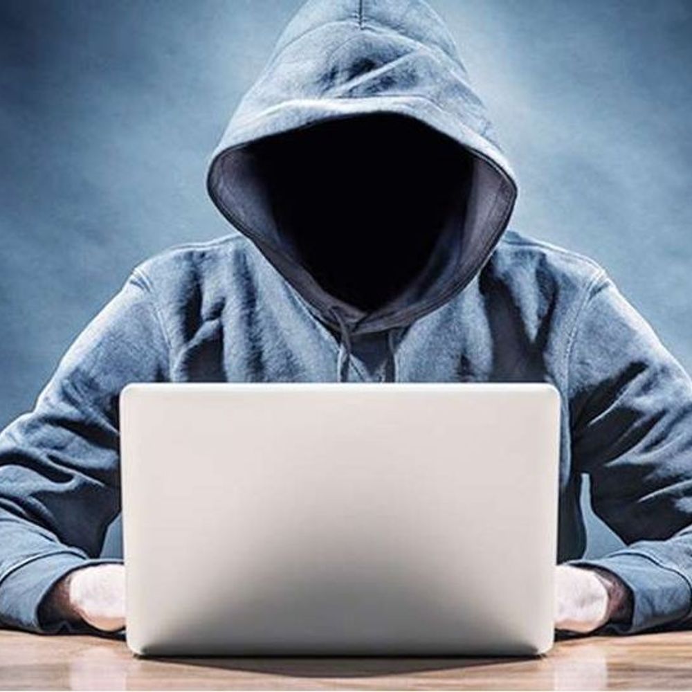 सहारनपुर में युवक से 15 लाख की साइबर ठगी:व्हाट्सऐप ग्रुप, फर्जी SEBI रजिस्ट्रेशन और IPO का झांसा, लोन दिलाकर और फंसाया