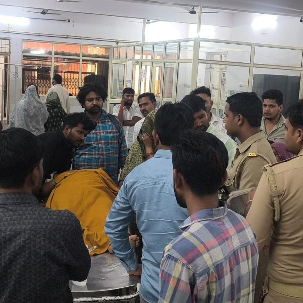 एटा में गर्भवती महिला की संदिग्ध हालात में मौत:मायके पक्ष ने कहा- ससुराल वालों ने मारकर अस्पताल में भर्ती कराया