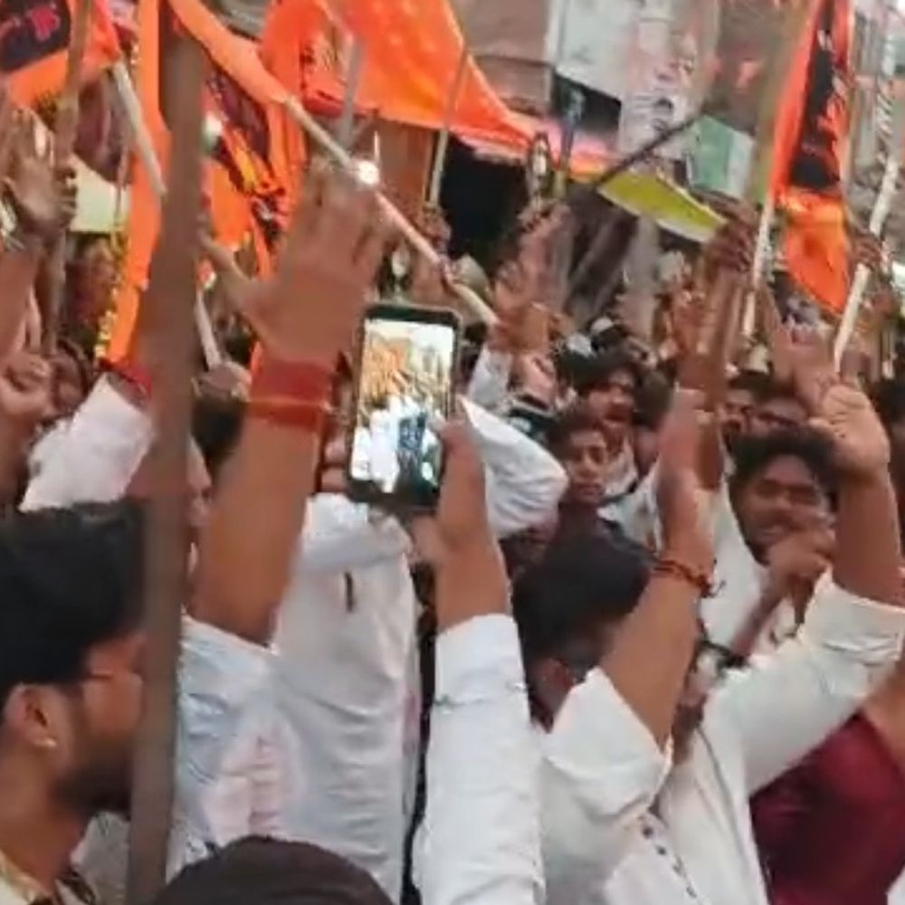 कानपुर देहात में रामनवमी पर शोभा यात्रा निकली:पुखरायां कस्बा जय श्रीराम के जयकारों से गूंजा, शांतिपूर्ण तरीके से संपन्न हुई