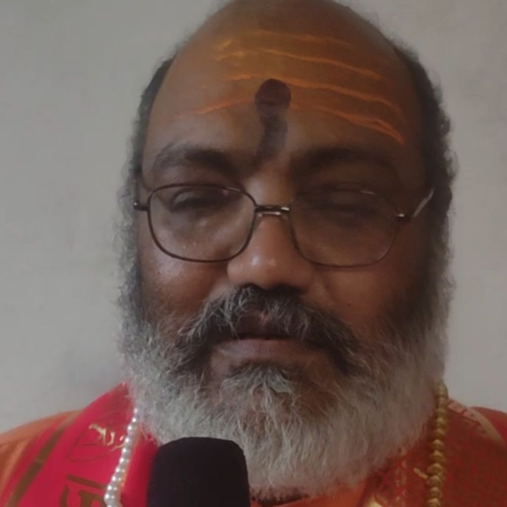यति नरसिंहानंद सरस्वती बोले- हर हिंदू इजरायल का समर्थन करे:हापुड़ में कहा- कुछ लोग ईरान का समर्थन कर रहे, ऐसे लोगों का इलाज खोजने की जरूरत