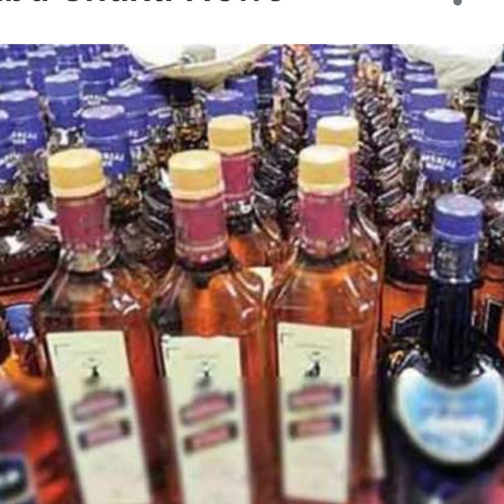 रोहतक पुलिस ने नशा तस्कर को पकड़ा:  अवैध शराब बरामद, किराना की दुकान से चल रहा था कारोबार, आबकारी अधिनियम के तहत केस – meham News