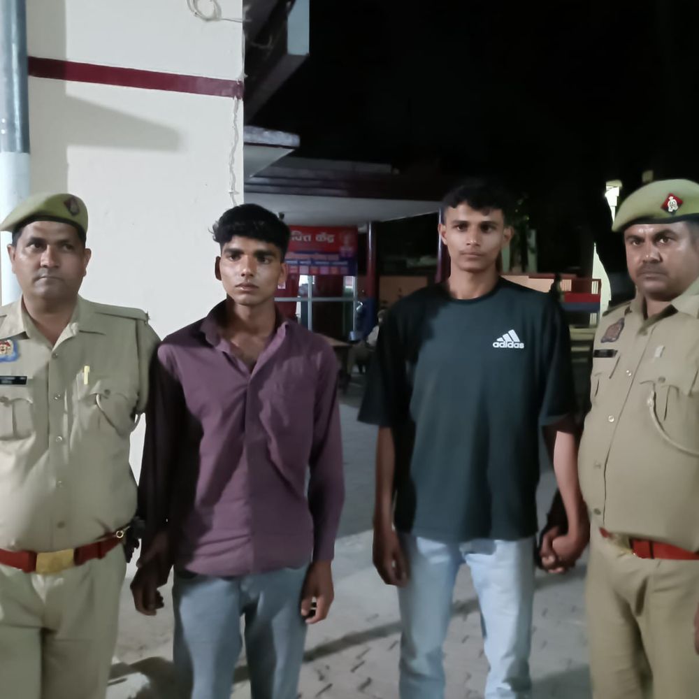 मेले में युवक की हत्या के दो आरोपी गिरफ्तार:शामली में झगड़े के बाद मारी थी गोली; पुलिस ने देसी तमंचा और 12 बोर का कारतूस बरामद किया