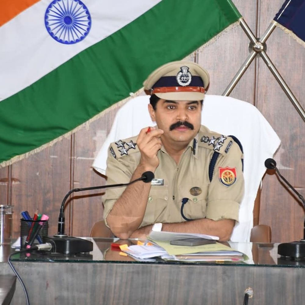 महावीर जयंती पर सुरक्षा को लेकर प्रशासन अलर्ट:मेरठ रेंज में 30 शोभायात्राएं होंगी आयोजित, डीआईजी ने कानून-व्यवस्था बनाए रखने के दिए निर्देश