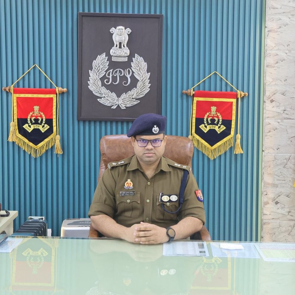 अमरोहा में वसूली मामले में थानाध्यक्ष निलंबित:पीड़ित से 1 लाख रुपये लिए, 24 घंटे से ज्यादा हिरासत में रखा था