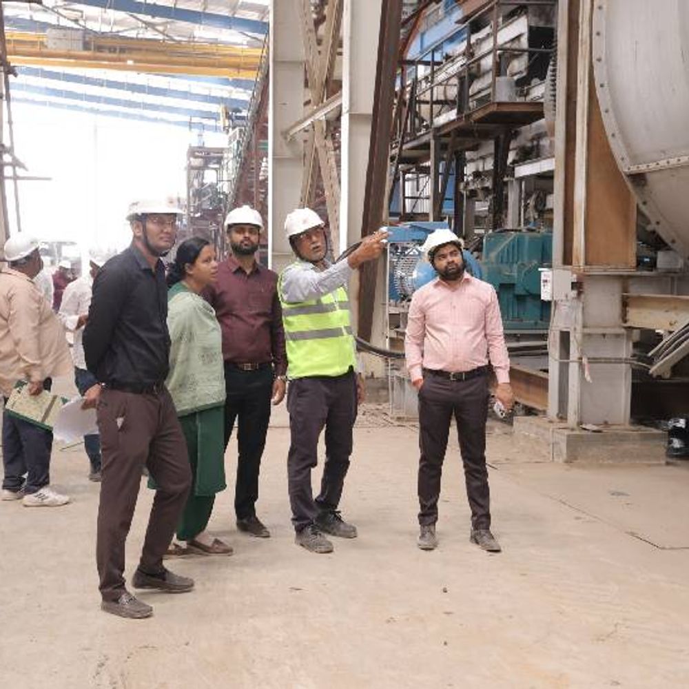 अस्तौली में स्थापित वेस्ट-टू-टॉरिफाइड चारकोल प्लांट:900 TDP है क्षमता, NTPC में होगा प्रयोग, अधिकारियों ने किया निरीक्षण