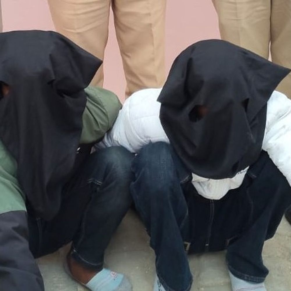 फाजिल्का में 265 ग्राम हेरोइन सहित दो स्टूडेंट्स गिरफ्तार:  बाइक के हैंडल के साथ बांधकर ले जा रहे थे नशा, आरोपियों में एक नाबालिग – Fazilka News