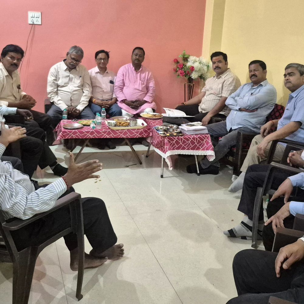 मिर्जापुर में 2 अप्रैल को भगवान चित्रगुप्त की शोभायात्रा:प्रदेश भर से कायस्थ समाज होगा शामिल, तैयारियां तेज