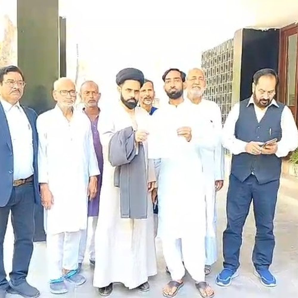 जन्नतुल बकी मजारों के पुनर्निर्माण की मांग:उन्नाव में शिया समुदाय ने भारत सरकार से हस्तक्षेप की मांग की