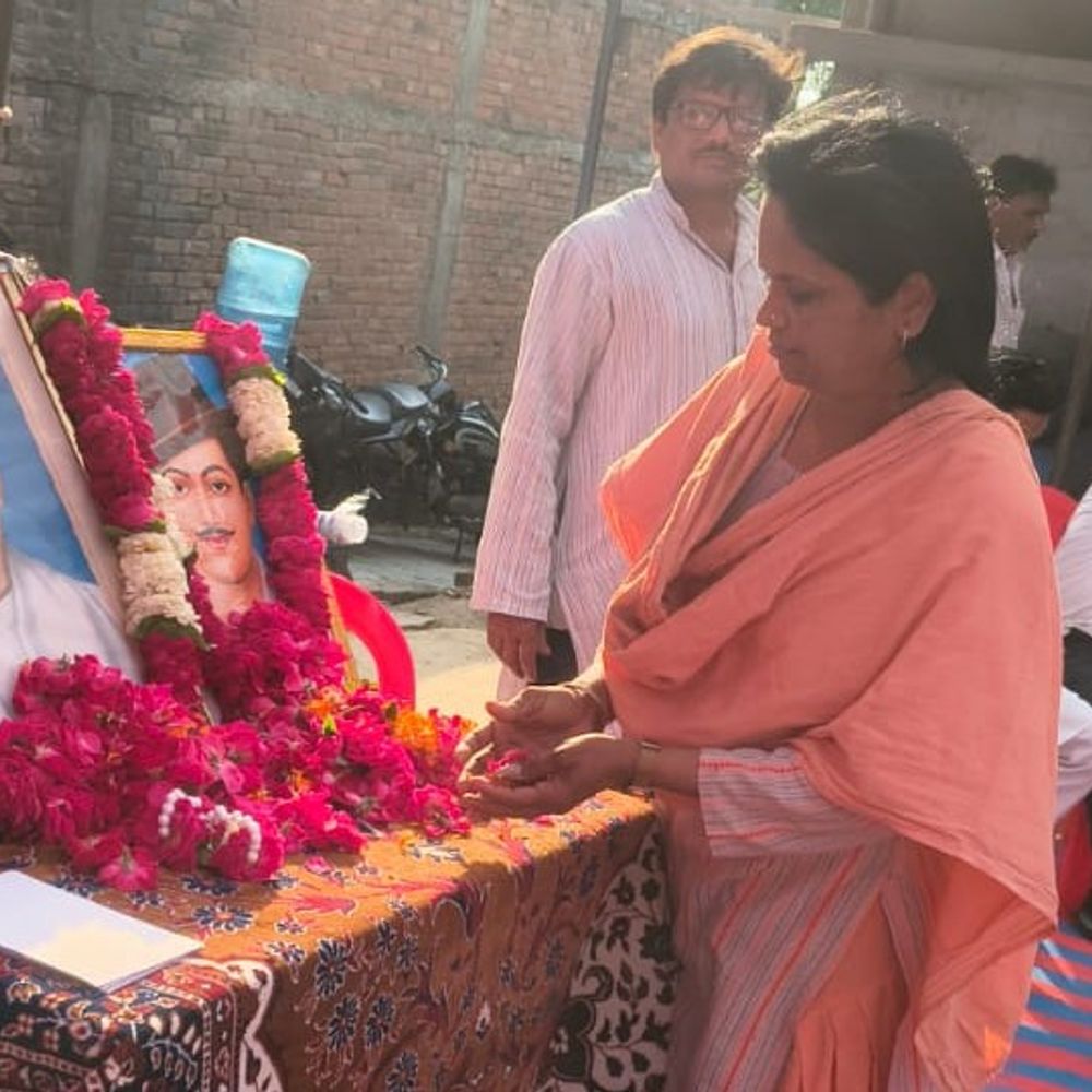 प्रयागराज में भगत सिंह, सरदार पटेल को श्रद्धांजलि:लोकतांत्रिक चुनौतियों पर जनसभा, लोकतंत्र बचाने पर जोर