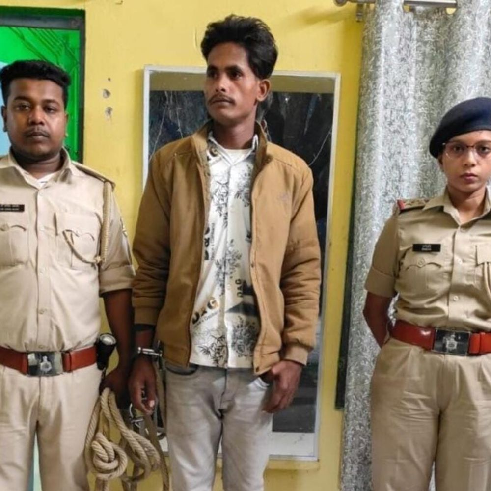 किशनगंज में दो अलग-अलग मामलों के मुख्य आरोपी गिरफ्तार:घटना के बाद से ठिकाना बदल रहा था, SC/ST अत्याचार निवारण के तहत केस दर्ज