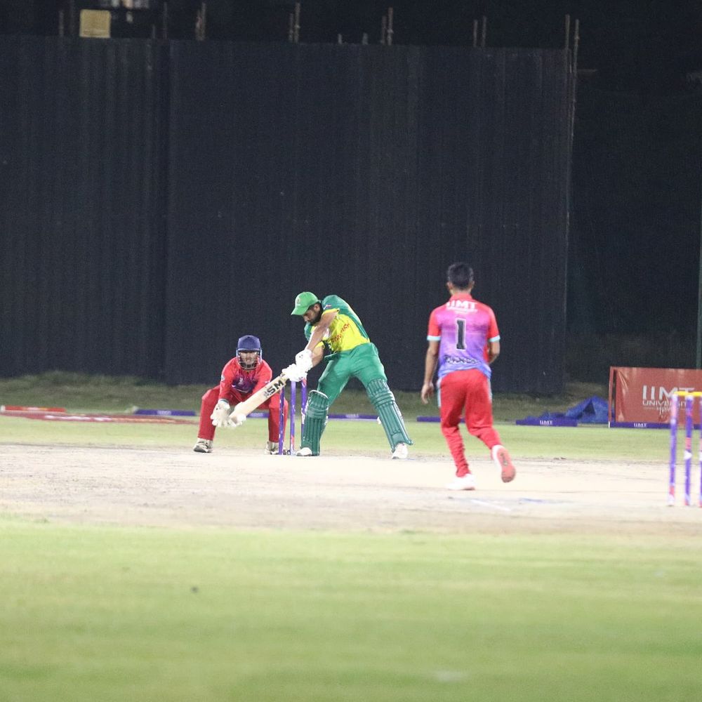 मेरठ सिविल लाइंस हीरोज ने 15 रन से मैच जीता:आईआईएमटी टी-20 लीग में साउथ वारियर्स को हराया; ऋतुराज मैन ऑफ द मैच