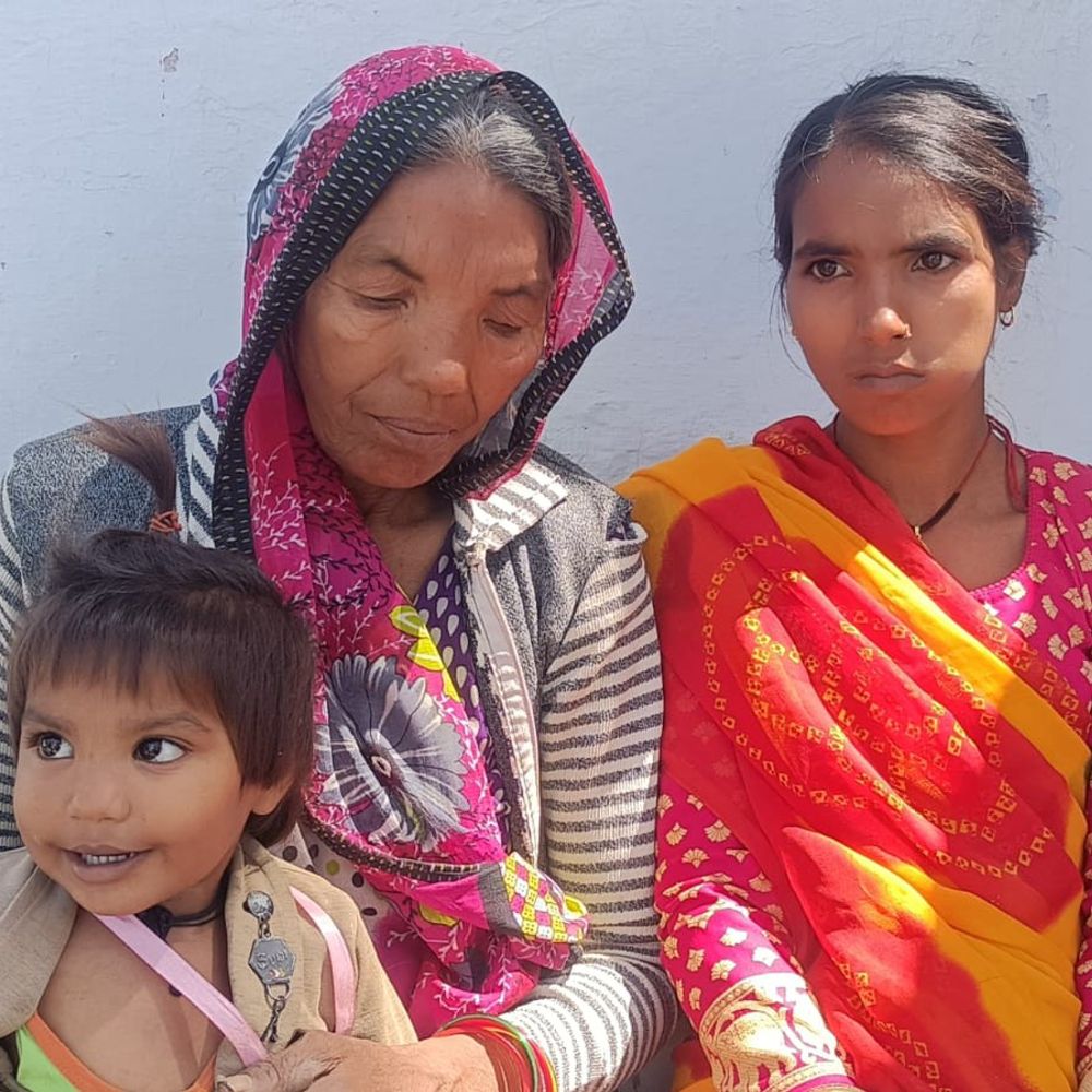 लापता मासूम का शव तालाब में मिला:परिजनों ने दंपत्ति पर हत्या का आरोप लगाया