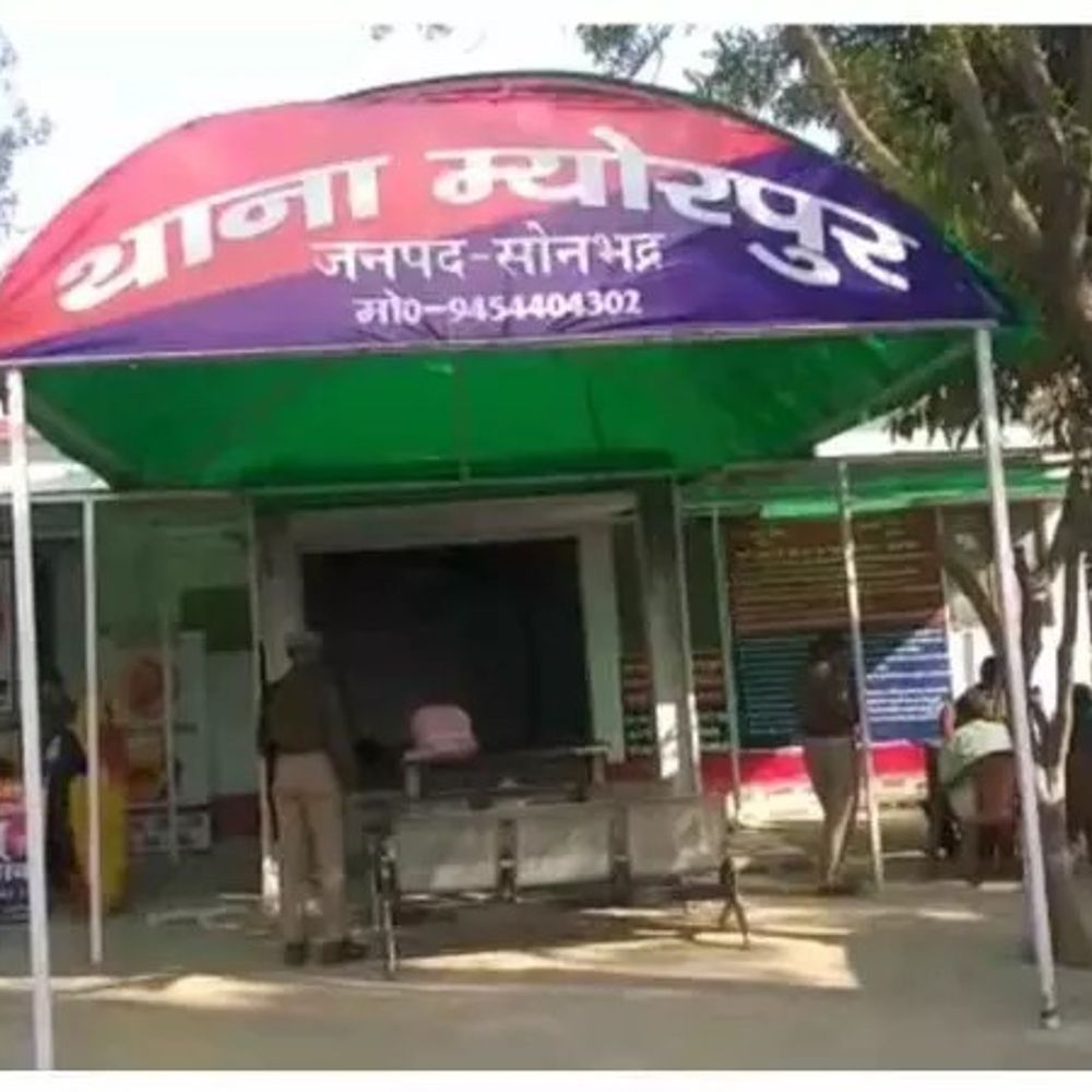 हरिकिशुन खरवार हत्याकांड में चार को आजीवन कारावास:सोनभद्र में साढ़े छह साल बाद आया फैसला, 14-14 हजार रुपए का जुर्माना लगाया