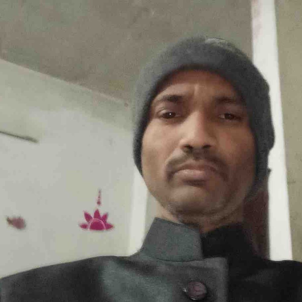 प्रेमिका ने मांगे रुपए, विवाहित ने फंदा लगाया:कानपुर में टेनरीकर्मी ने की आत्महत्या, पुलिस जांच में जुटी