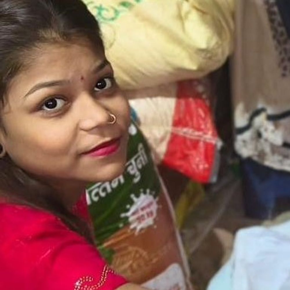 मथुरा में नवविवाहिता की संदिग्ध मौत:फांसी पर लटका मिला शव, मायके पक्ष ने लगाया दहेज हत्या का आरोप