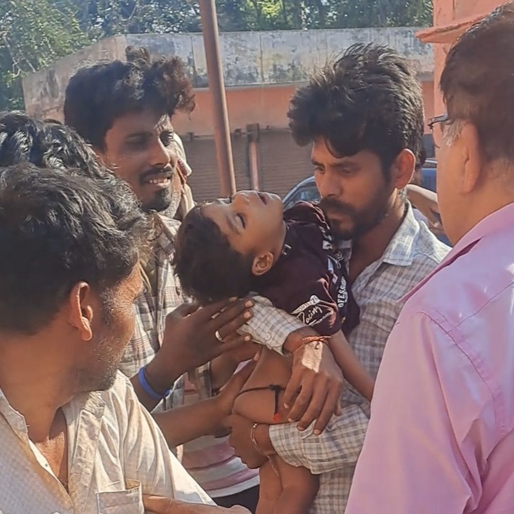 पानी में डूबने से 3 साल के मासूम की मौत:हाथरस में खेत में भरे पानी में पड़ा मिला, चिकित्सकों ने किया मृत घोषित