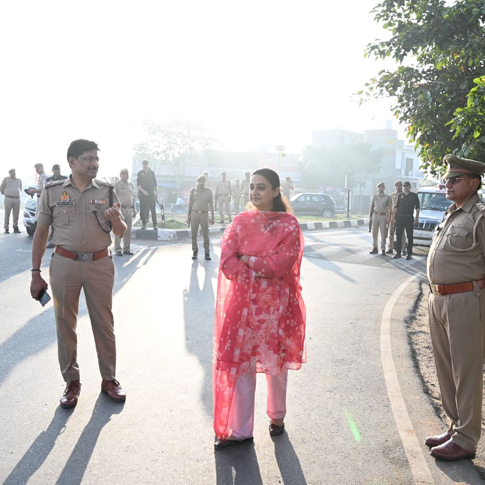 जेवर एयरपोर्ट उद्घाटन से पहले कांग्रेसी हाउस अरेस्ट:पीएम मोदी करेंगे शुभारंभ; नोएडा सीमा पर सुरक्षा कड़ी