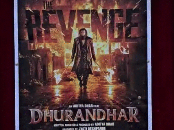 राजस्थान- करण जौहर ने पूरा थिएटर बुक कर देखी 'धुरंधर-2':सिंगल स्क्रीन हॉल में मूवी देख भावुक हुए, बोले- याद आया 70 का दशक