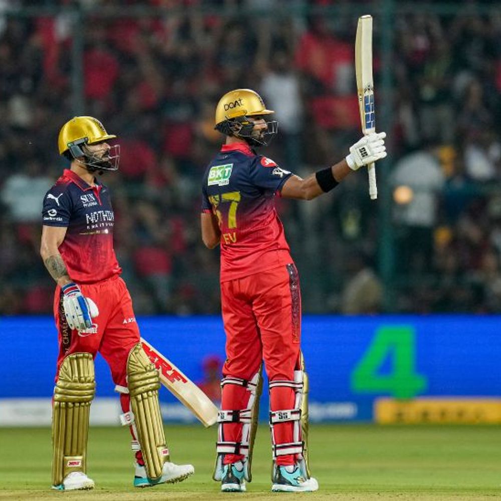 IPL- हैदराबाद ने बेंगलुरु को 202 रन का टारगेट दिया:RCB ने 2 गेंद पर 2 विकेट गंवाए, पाटीदार-जितेश आउट; कोहली फिफ्टी के करीब