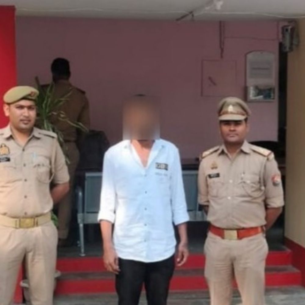 लखनऊ में पेट्रोल डालकर युवक को जिंदा जलाने की कोशिश:पैसों के लेकर हुआ विवाद, आरोपी गिरफ्तार