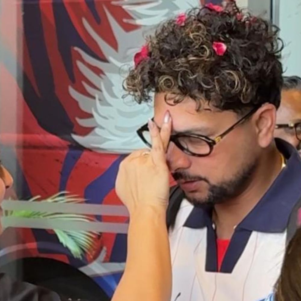 लखनऊ के द सेंट्रम होटल पहुंची दिल्ली की टीम:खिलाड़ियों का हुआ शानदार वेलकम, 1 अप्रैल को LSG से इकाना में IPL मैच