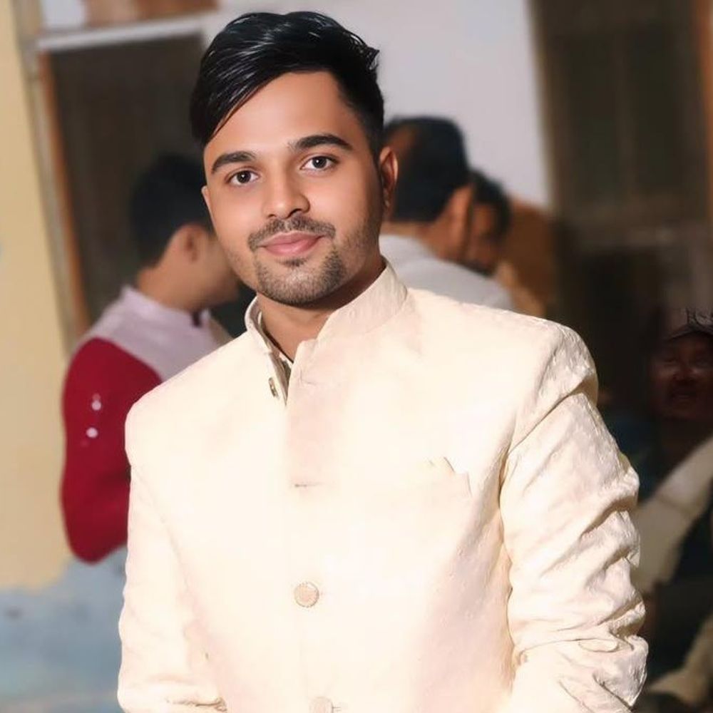 गोंडा साक्षी सोनी सुसाइड मामले में नया मोड़ आया सामने:आरोपी पर आत्महत्या के लिए उकसाने का मामला दर्ज