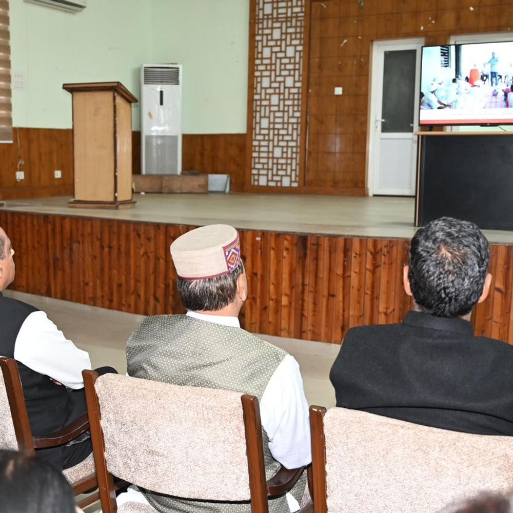 मंडी में जयराम ठाकुर ने सुनी ‘मन की बात’:  भाजपा नेता रहे मौजूद, PM मोदी ने पश्चिम एशिया हालात पर संयम बरतने की अपील की – Mandi (Himachal Pradesh) News