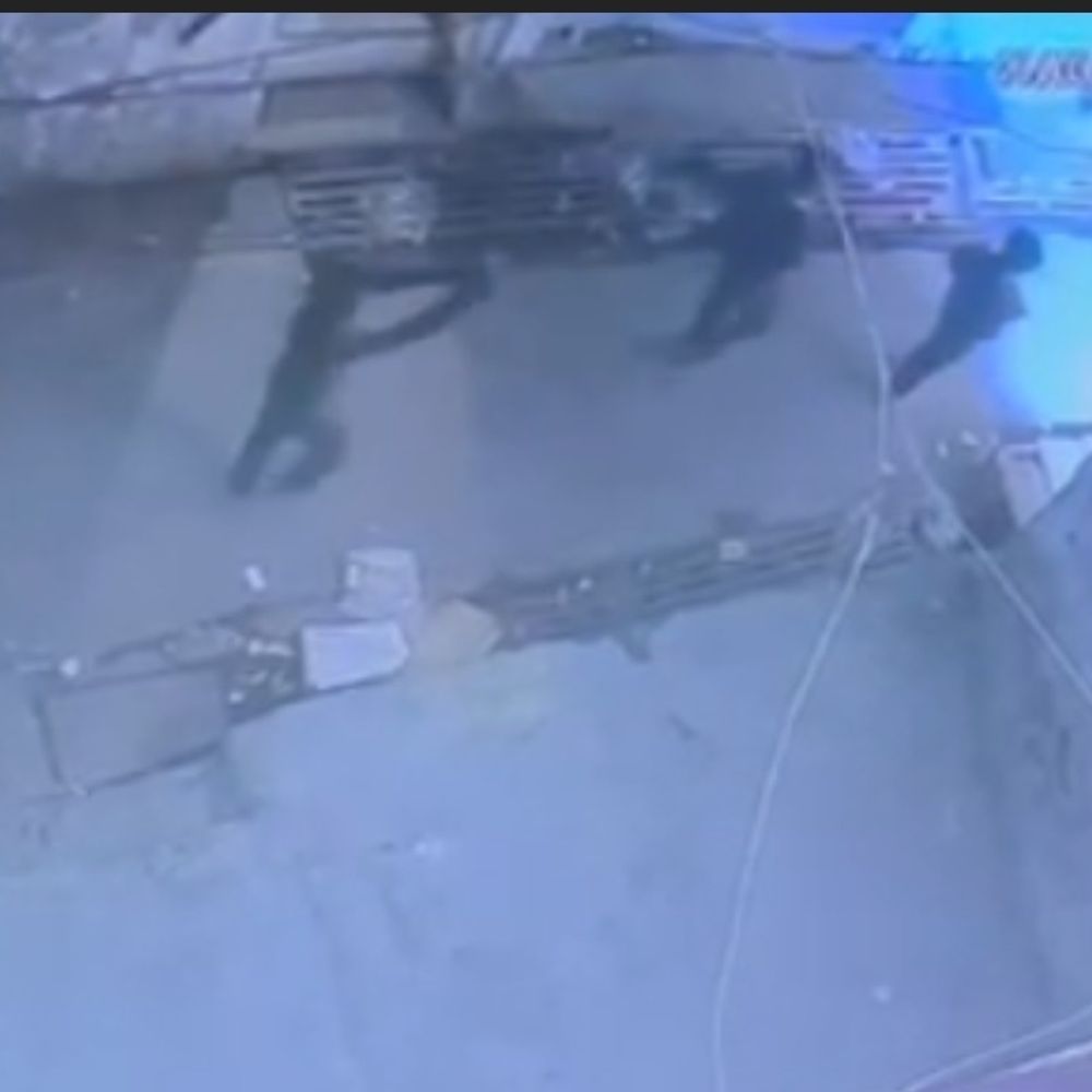 चूड़ी मार्केट में दिनदहाड़े चोरी:जालौन में भीड़ का फायदा उठाकर 28 हजार रुपए किए पार