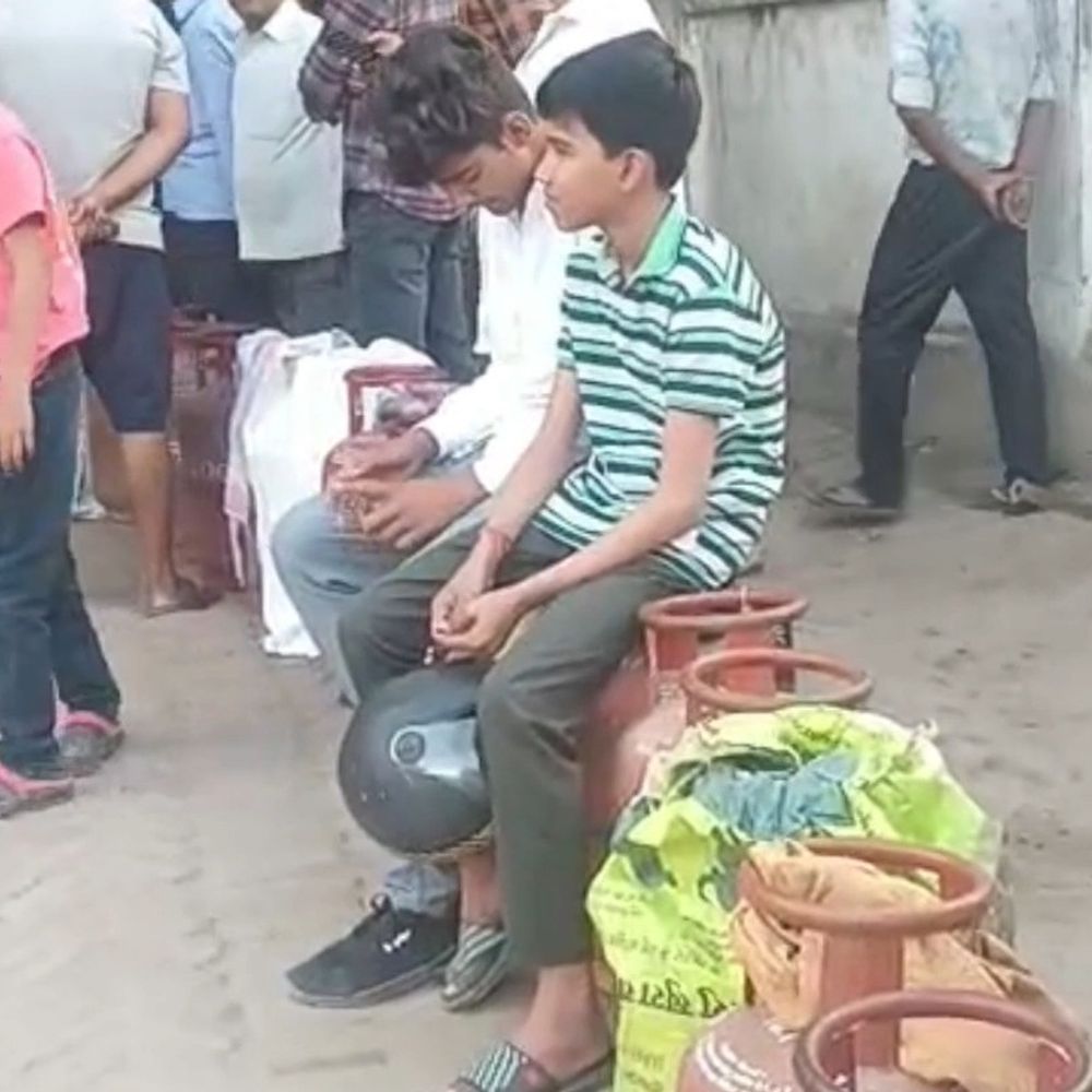 बरेली में एलपीजी संकट के बीच राहत की नई नीति:छात्रों-मजदूरों को छोटा सिलिंडर, होटल-ढाबों को सीमित सप्लाई