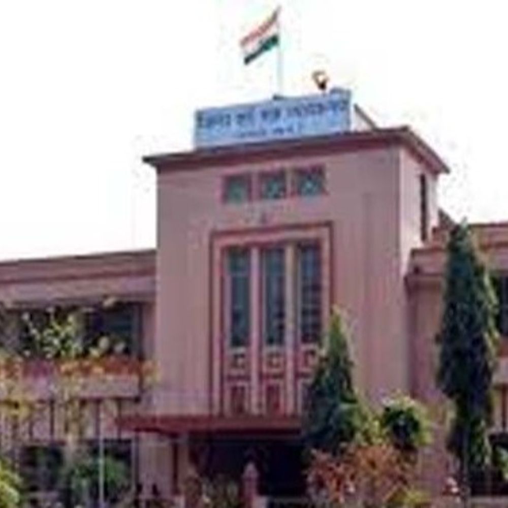 पुलिसकर्मी और उसकी पत्नी पर FIR दर्ज करने का आदेश:  रायगढ़ में कोर्ट का फैसला आया, पीड़िता को पांच साल बाद मिला न्याय – Raigarh News