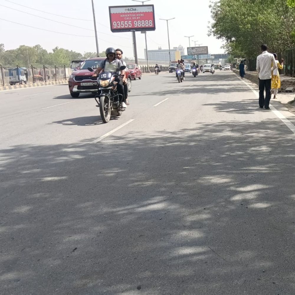 गाजियाबाद में टेम्प्रेचर 20.5°C:तेज धूप निकली, 8 किलोमीटर की स्पीड से हवा बह रही, अप्रैल के पहले हफ्ते से बढ़ेगा तापमान