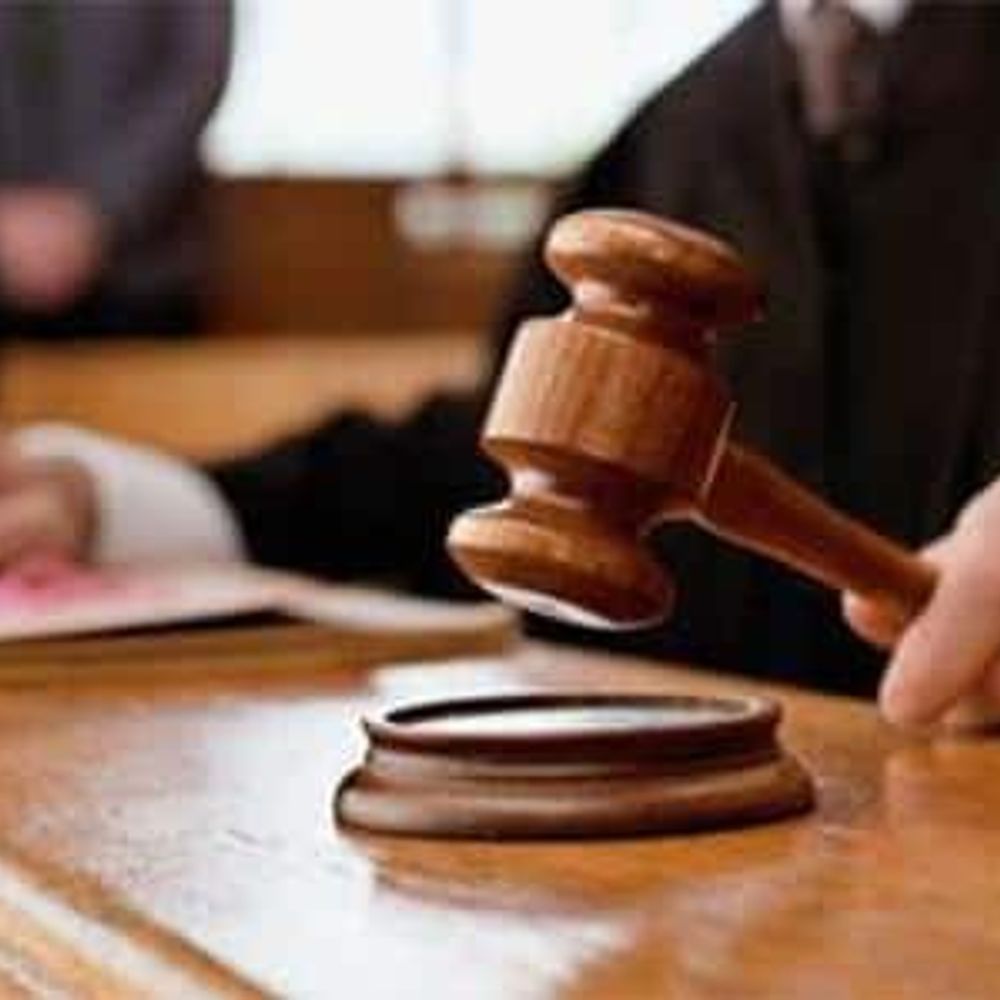 पूर्व बैंक मैनेजर समेत 2 को 5 साल की सजा:लखनऊ CBI कोर्ट का फैसला, फ्रॉड मामले में 13 लाख जुर्माना भी लगा