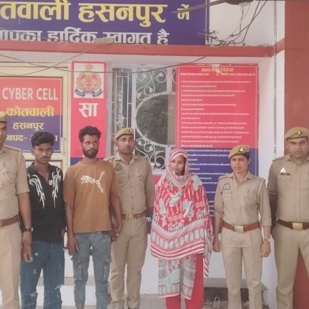 अमरोहा के हत्याकांड का खुलासा, पत्नी और उसका प्रेमी गिरफ्तार:नींद की गोलियां खिलाकर गला रेता, दो चाकू और मोबाइल फोन बरामद