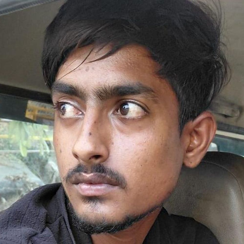 जहानाबाद में शराब तस्कर पुलिस कस्टडी से फरार:काको बाजार में चलती गाड़ी से कूदकर भागा कैदी,दोषी पुलिसकर्मी पर होगी कार्रवाई