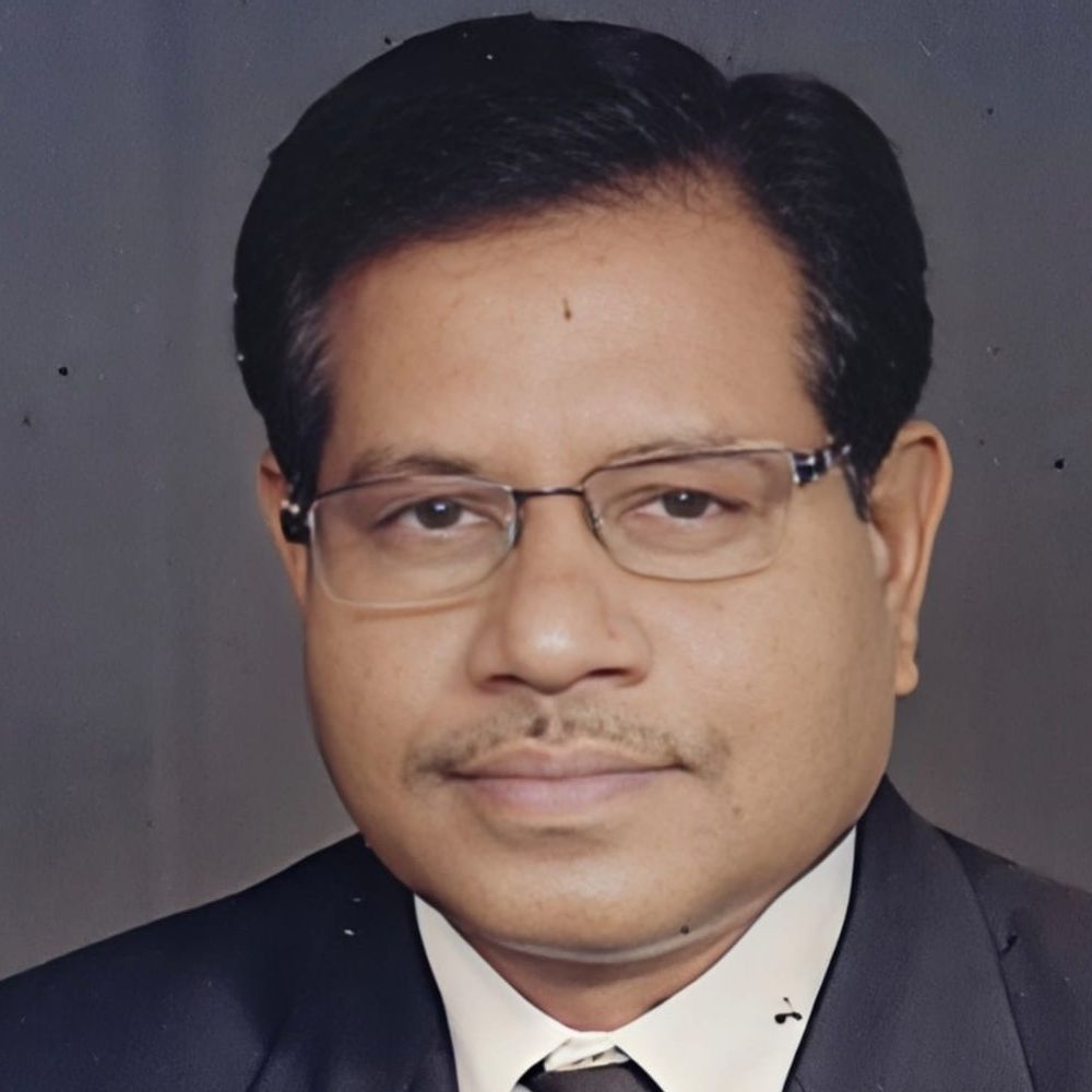 मुख्तार अंसारी को पहली सजा दिलाने वाले अभियोजन अधिकारी:नीरज श्रीवास्तव 60 साल की आयु में सेवानिवृत्त, 3000 से अधिक मुकदमों का संचालन