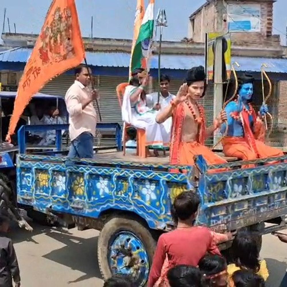 जमुई में 551 महिलाओं ने निकाली 2KM तक कलश यात्रा:गांव की शांति और समृद्धि के लिए 48 घंटे का रामधुन भी हुआ