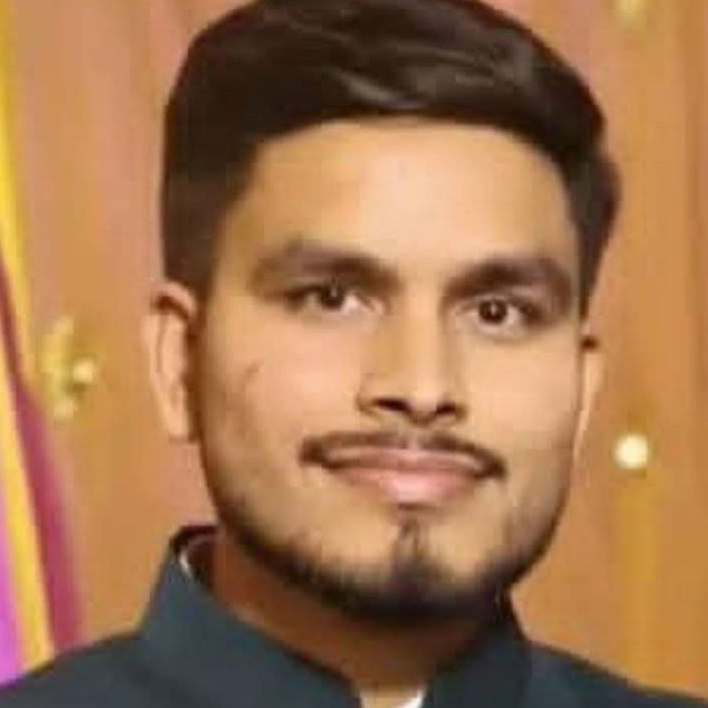 सिद्धार्थनगर के दो युवाओं को UP PCS में सफलता:पहले और दूसरे प्रयास में नायब तहसीलदार, असिस्टेंट कमिश्नर बने