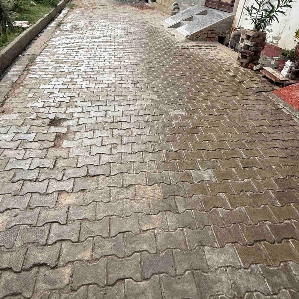 बुलंदशहर में बूंदाबांदी से मौसम बदला, तापमान में गिरावट:लोगों को गर्मी से मिली राहत, बारिश की संभावना