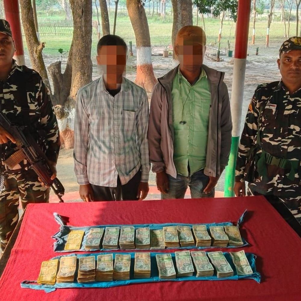 नेपाल बॉर्डर पर 13 लाख नेपाली करेंसी जब्त:मधुबनी में SSB और पुलिस ने 2 लोगों को किया गिरफ्तार