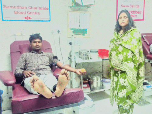 यूपी के 11 ब्लड बैंकों पर रोक लगी:लखनऊ के 7, कानपुर के 4 में मिली गड़बड़ियां, रिपोर्ट आने के बाद कार्रवाई हुई