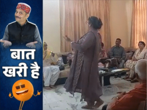 सांपों के जहर से SP साहब चारों खाने चित:अखिलेश के नसीमुद्दीन फिर आग उगलने लगे; SDM ने पढ़ाकर 16 अफसर बनाए