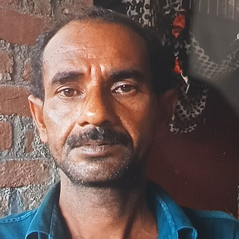 उरई में अज्ञात वाहन की टक्कर से पल्लेदार की मौत:झांसी-कानपुर हाईवे पर अज्ञात वाहन ने मारी टक्कर, बाइक चकनाचूर