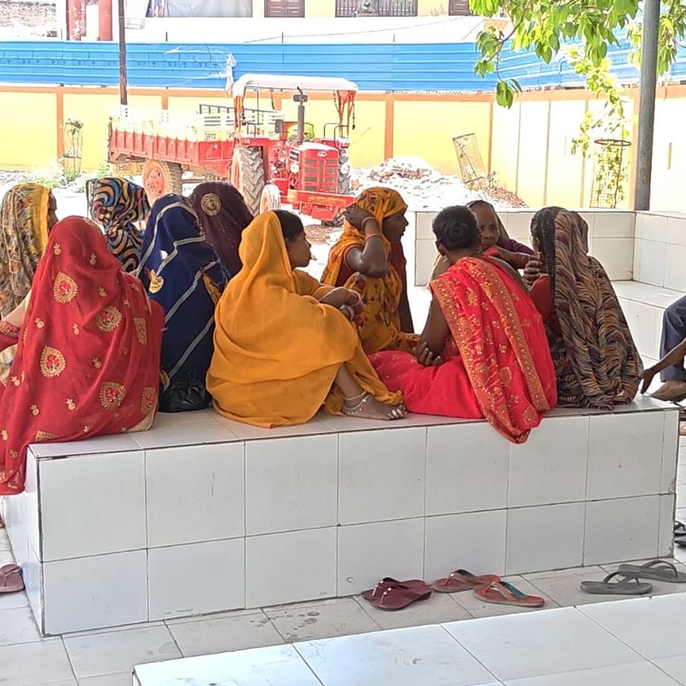 उन्नाव में किशोरी ने किया सुसाइड:रात में कमरे में फांसी लगाई,सुबह घर वालों को पता चला