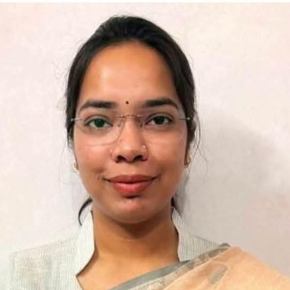 जालौन डीएम की बेटी 14वीं-रैंक हासिल कर बनी नायब तहसीलदार:नायब तहसीलदार रोहन पंथ बने असिस्टेंट कमिश्नर GST, UPPCS में मिली सफलता