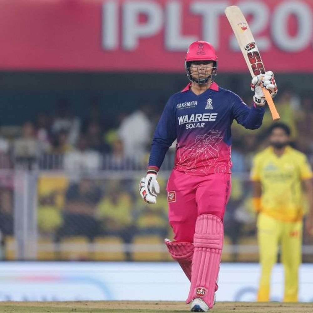 IPL- वैभव सूर्यवंशी ने 15 गेंद पर फिफ्टी लगाई:52 रन बनाकर आउट, 5 छक्के लगाए; CSK ने RR को 128 का टारगेट दिया