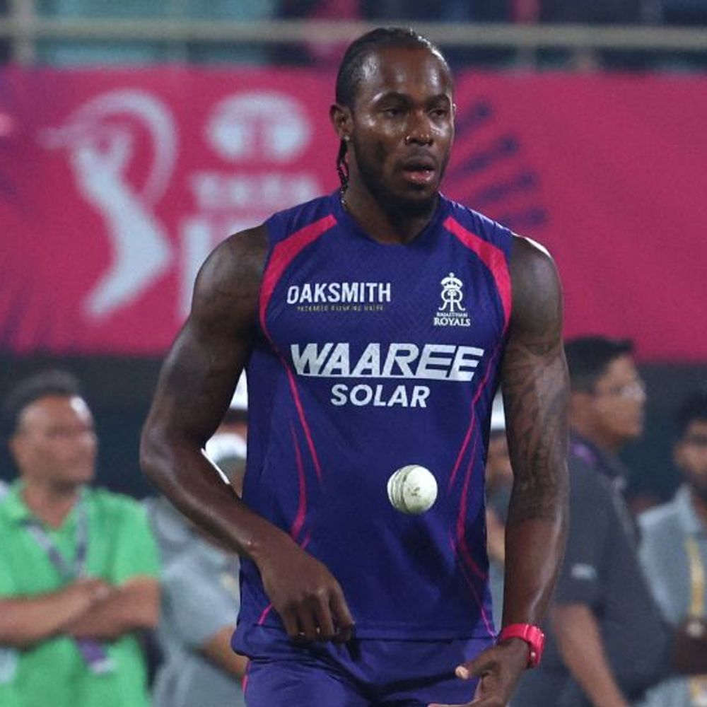 IPL में CSK vs RR:राजस्थान ने टॉस जीतकर बॉलिंग चुनी, धोनी-ब्रेविस बाहर; जडेजा की 17 साल बाद रॉयल्स में वापसी