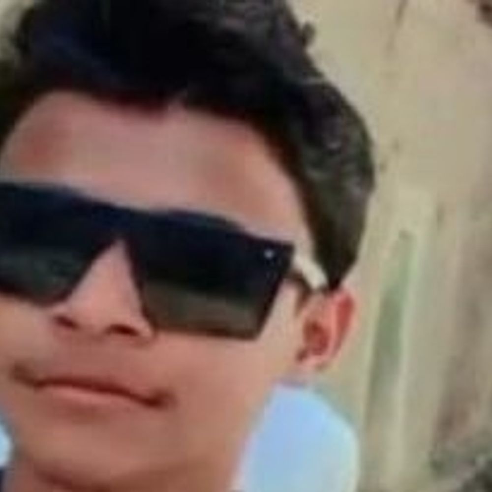 10वीं के छात्र को पिता के सामने ट्रैक्टर से रौंदा,मौत:महोबा में किराए को लेकर हुआ था विवाद, ड्राइवर फरार