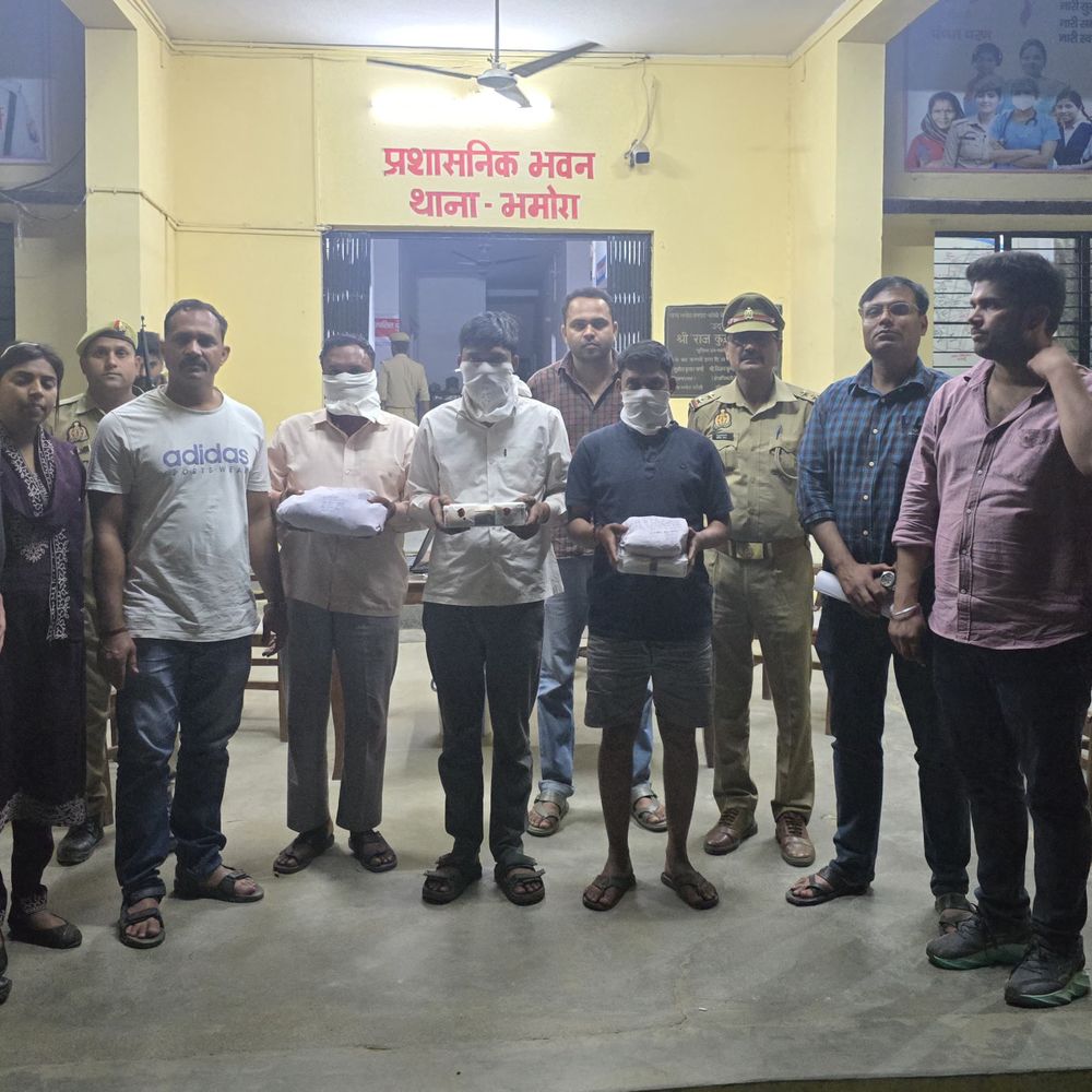 बरेली में 12 करोड़ की हेरोइन के साथ बाप-बेटे गिरफ्तार:केमिकल से स्मैक तैयार कर ऊंचे दामों पर बेचने वाले गिरोह का भमोरा पुलिस ने किया पर्दाफाश